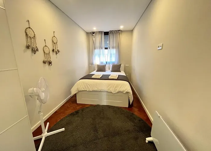 Apartment A-mo By Trip2portugal: Arts District Up To 8