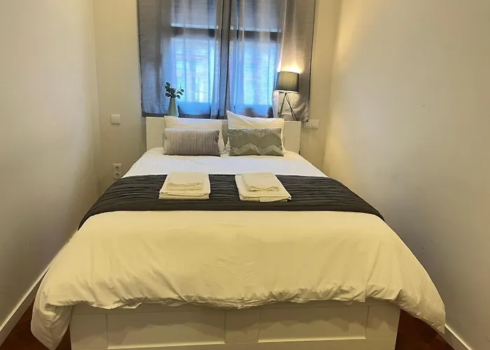 Apartment A-mo By Trip2portugal: Arts District Up To 8 *